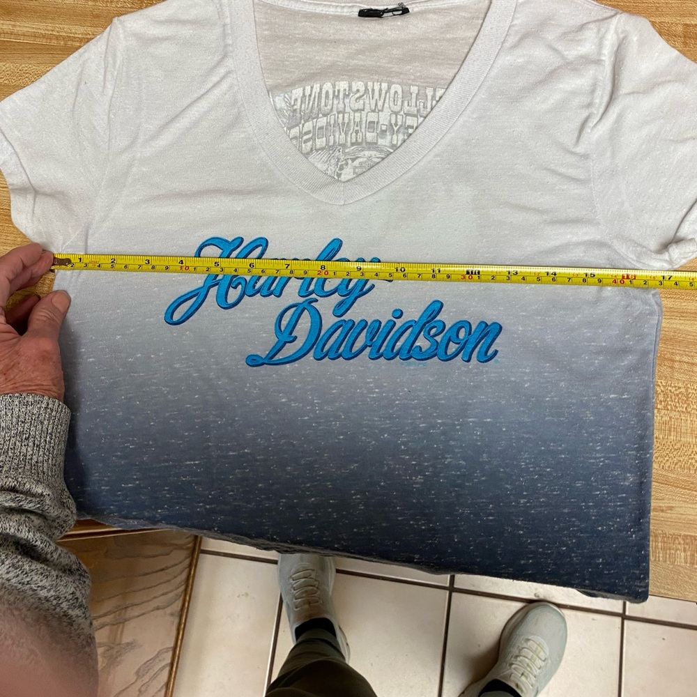 Harley-Davidson Yellowstone Bozeman Montana V-Neck Tee Ombre Blue Size M - Picture 8 of 8